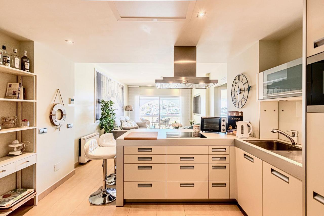 Puerto Marina Apartment ベナルマデナ エクステリア 写真